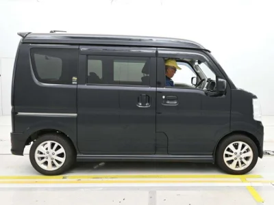 Nissan NV100 Clipper Rio
