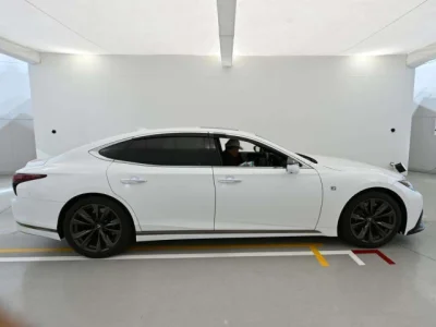 Lexus LS500