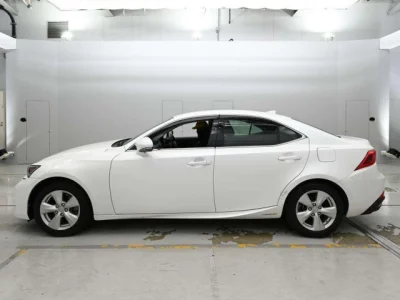 Lexus IS300h