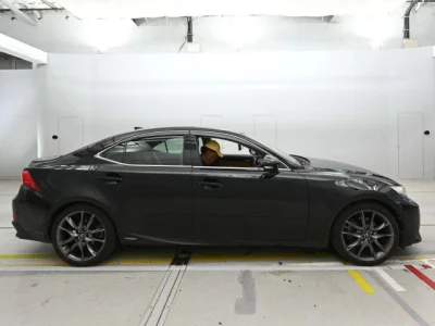 Lexus IS300h
