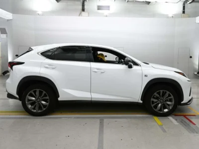 Lexus NX300