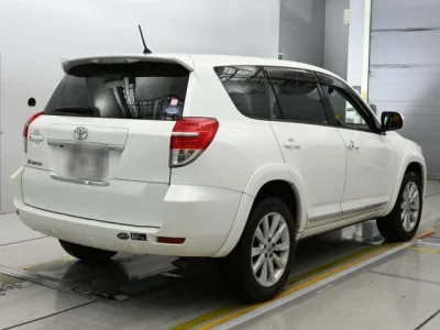 Toyota Vanguard