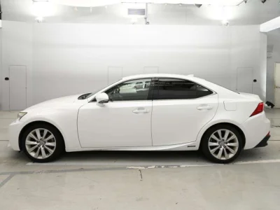 Lexus IS300h