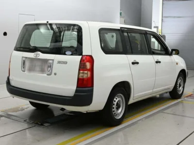 Toyota Succeed