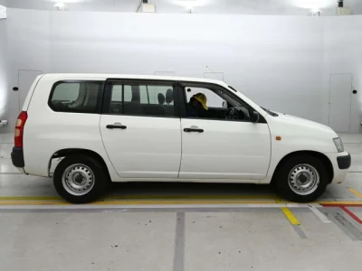 Toyota Succeed