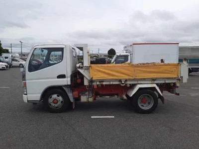Mitsubishi Fuso Canter