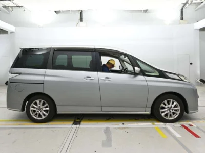 Mazda Biante