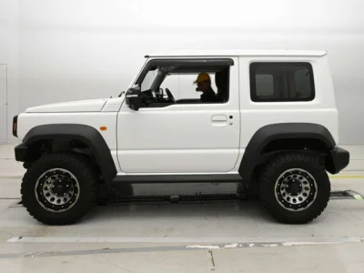 Suzuki Jimny Sierra