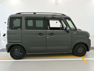 Suzuki Spacia Gear