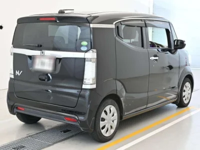 Honda N BOX SLASH