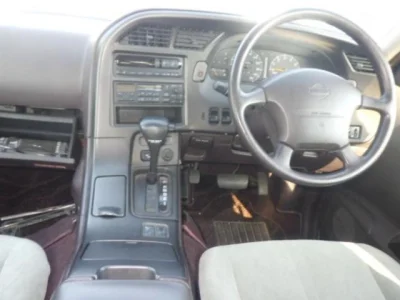 Nissan Largo