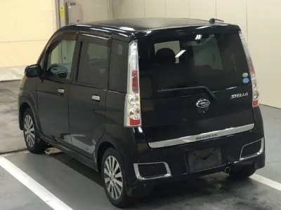 Subaru STELLA