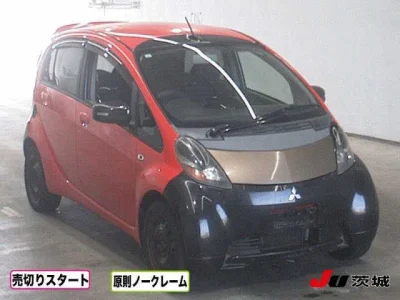 Mitsubishi i
