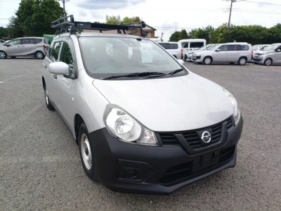 Nissan AD