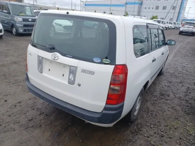 Toyota Succeed