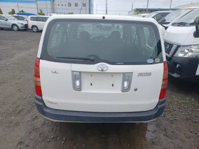 Toyota Succeed