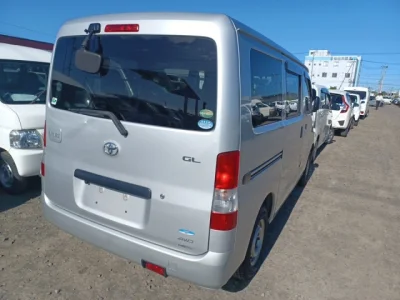 Toyota LiteAce Van