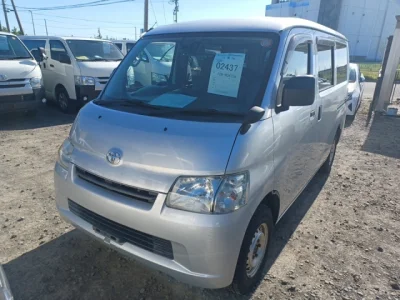 Toyota LiteAce Van