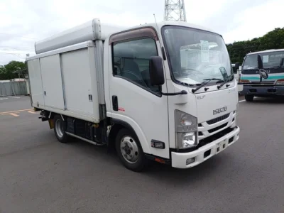 Isuzu Elf