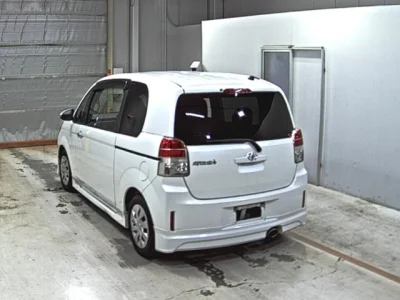 Toyota Spade