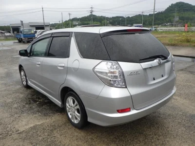 Honda FIT SHUTTLE