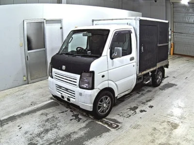 Mazda Scrum Truck