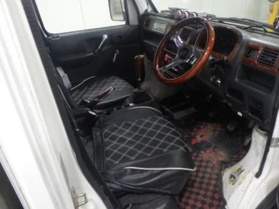 Mazda Scrum Truck