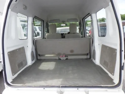 Mitsubishi Minicab Van