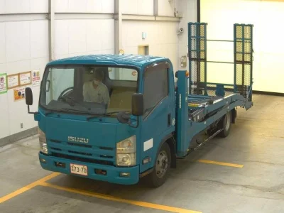 Isuzu ELF