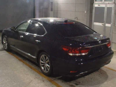 Lexus LS600h