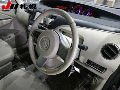 Mazda Biante
