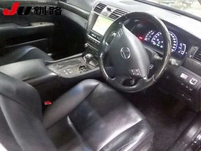 Lexus LS600h