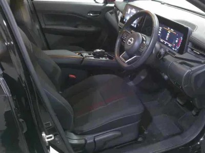 Nissan Aura