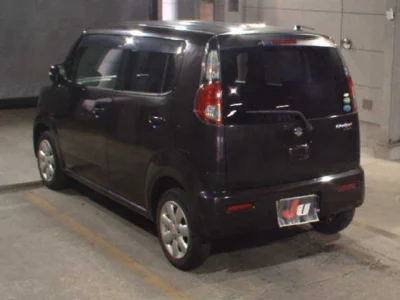 Suzuki MRWAGON