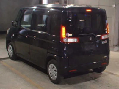 Suzuki Spacia