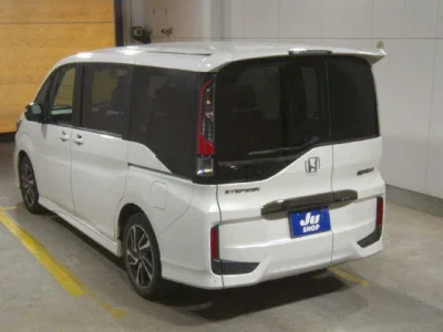 Honda STEP WAGON