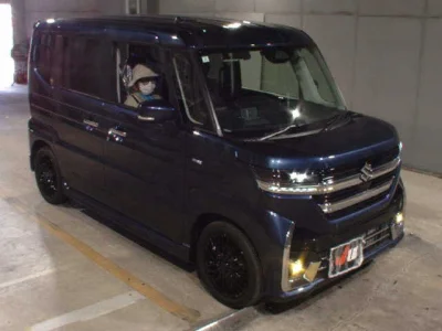 Suzuki Spacia