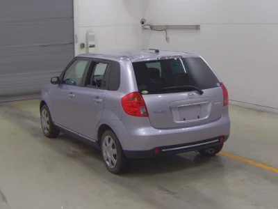Mazda Verisa