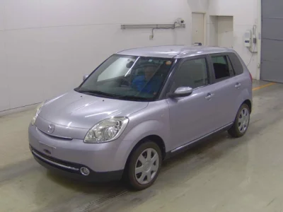 Mazda Verisa
