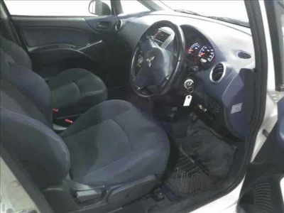 Mitsubishi Colt Plus