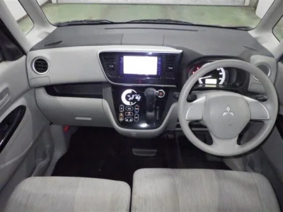 Mitsubishi eK X Space