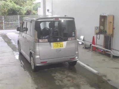 Suzuki Spacia