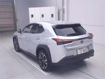 Lexus UX250h