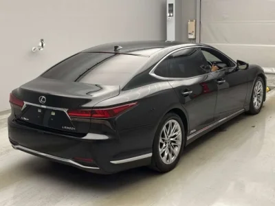 Lexus LS500h