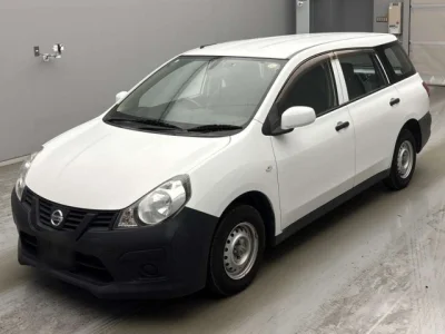 Nissan AD