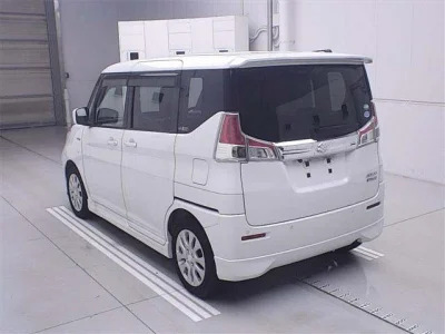 Suzuki Solio