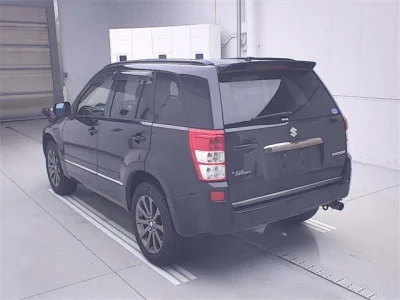 Suzuki Escudo