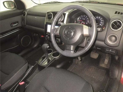 Mazda Verisa