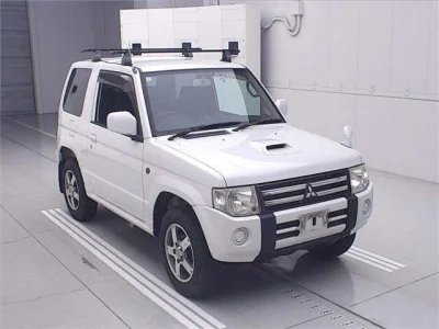 Mitsubishi Pajero Mini