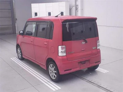 Daihatsu Move Conte